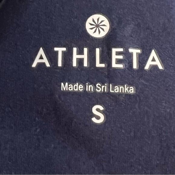 Athleta Retreat Print Chi Tank in Clover Size Small - Picture 4 of 5